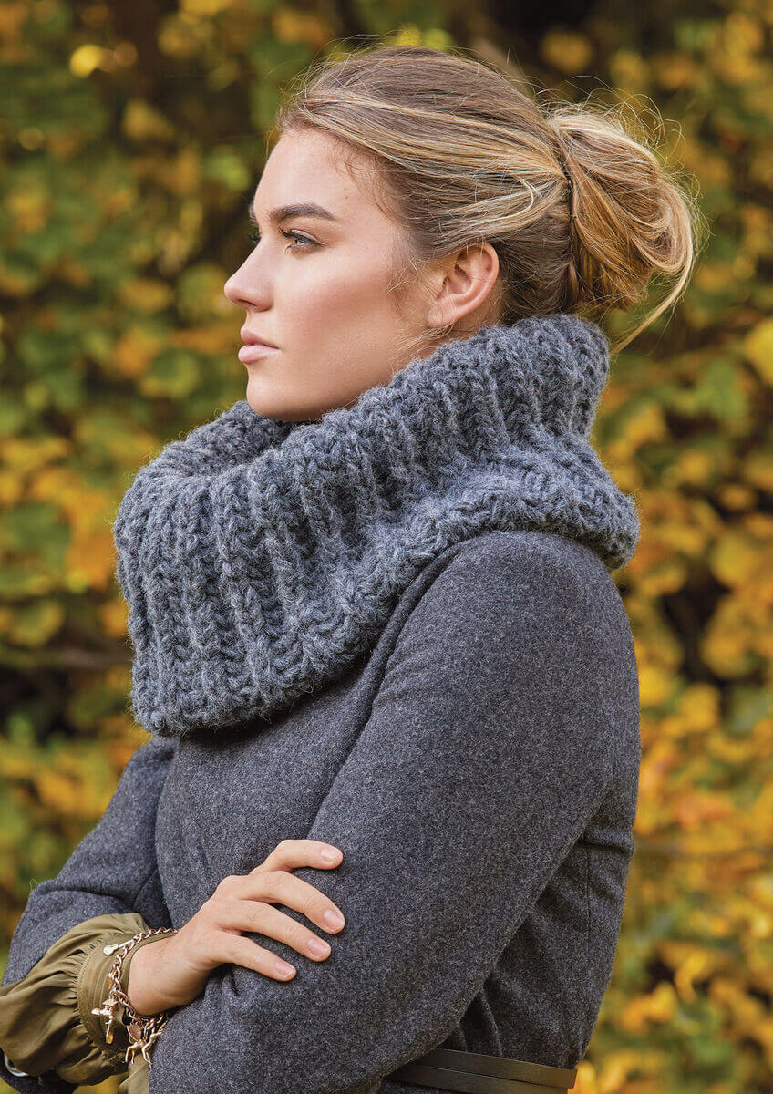 Rowan Closer Accessories - 18 Projects by Kim Hargreaves