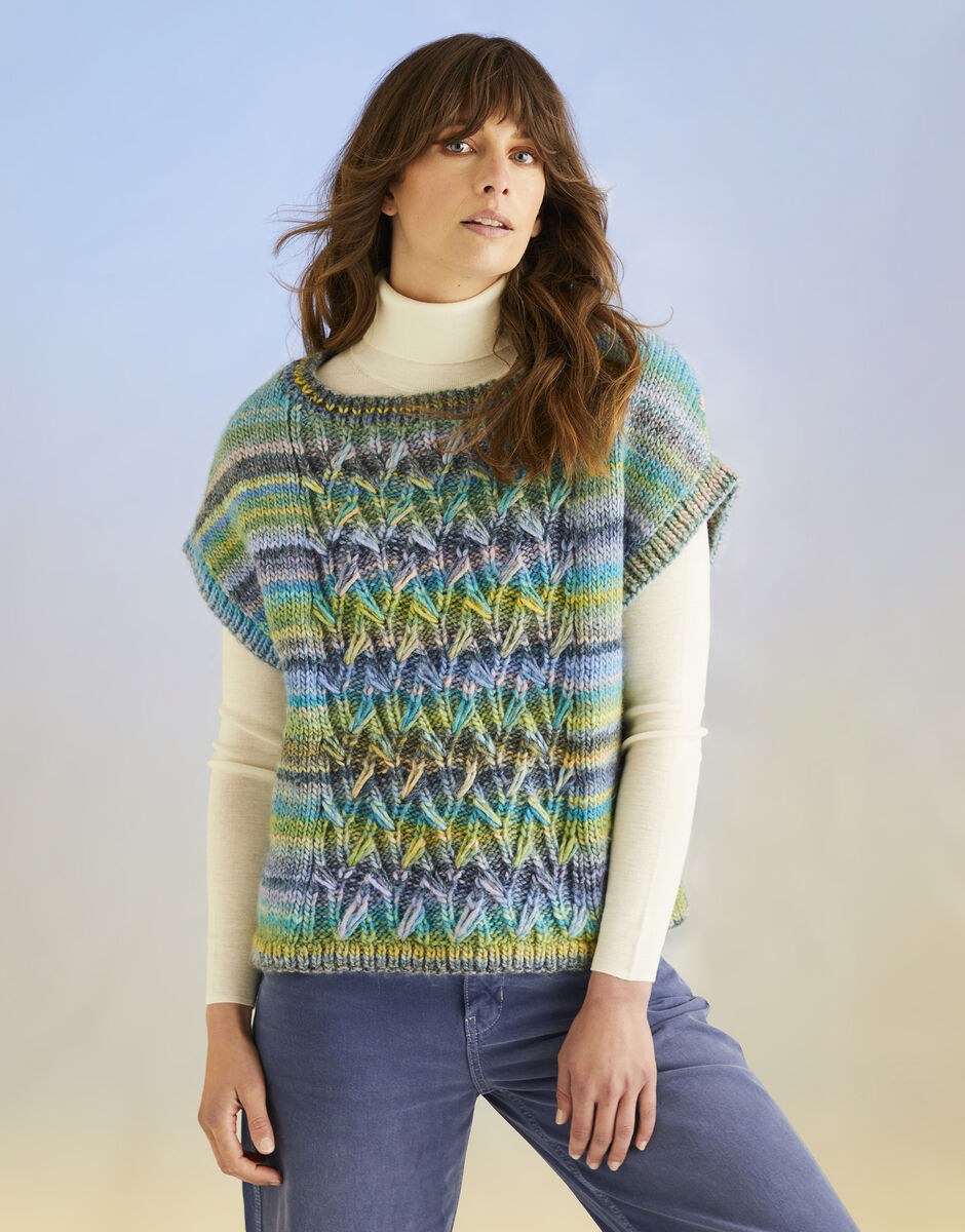Sirdar Jewelspun Chunky Top Pattern 10703