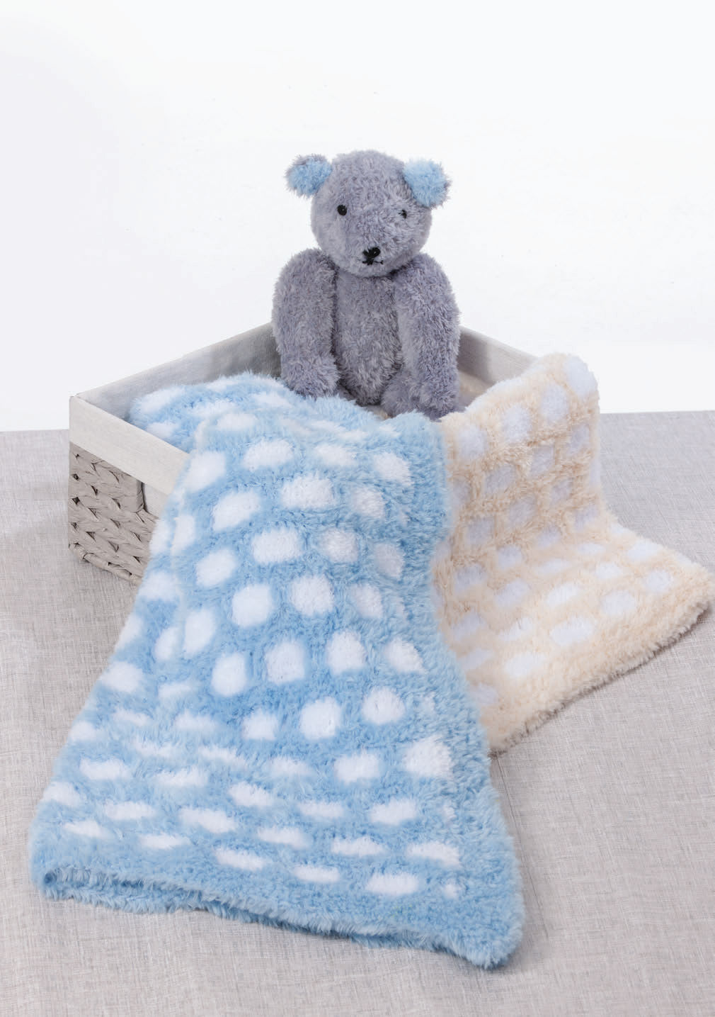 Wendy Peter Pan Precious Chunky Honeycomb Blanket & Teddy Bear Pattern PP1303
