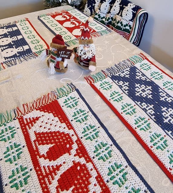 Stylecraft HoHoHo Blanket & Table Settings CAL - MODERN