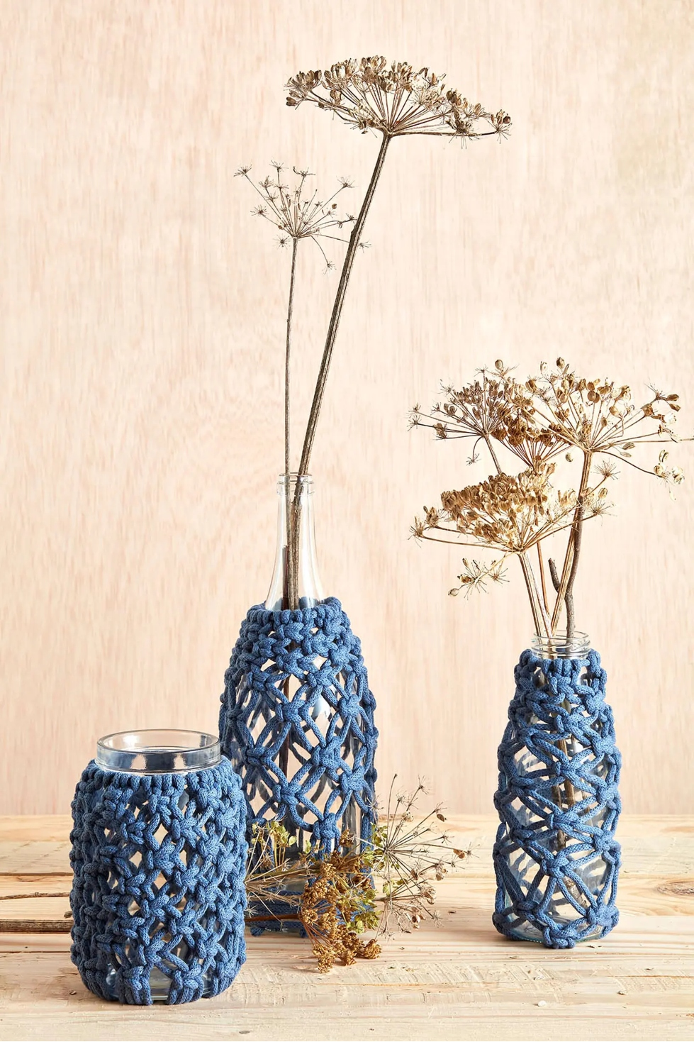 DMC Nova/Eco Vita Recycled Cotton Pattern Book - 15730