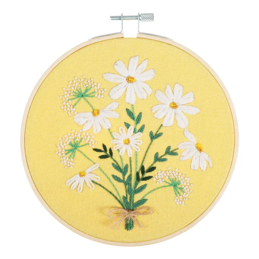 Trimits Embroidery Kit - Daisies 25 x 25cm