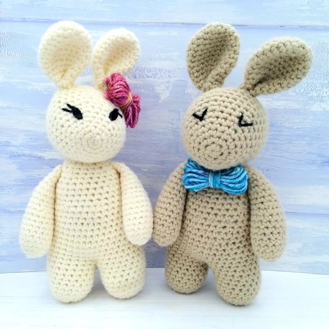 Wee Woolly Wonderfuls Arthur & Betsy Wee Bunnies Aran Pattern